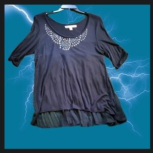 Sassy Hi-low Embroidered Top by French Laundry